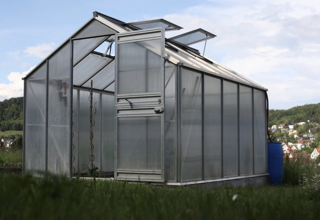 How To Regulate Heat For Cool Weather Crops In A Hobby Greenhouse