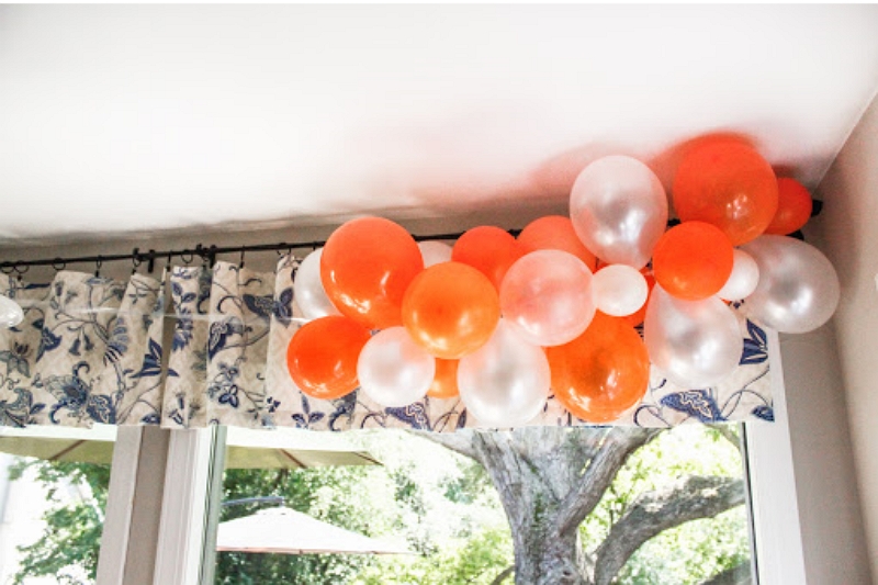 how to hang balloon curtains