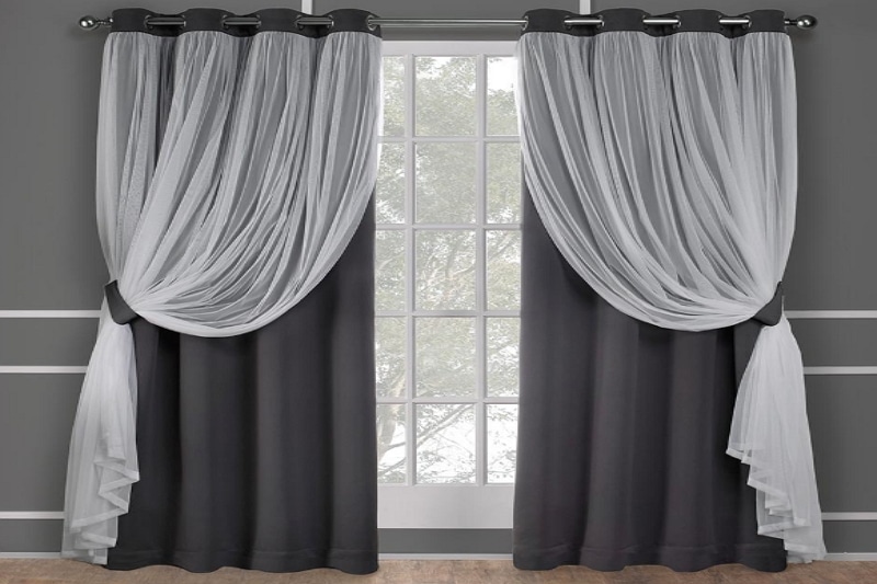 How To Decorate With Curtains