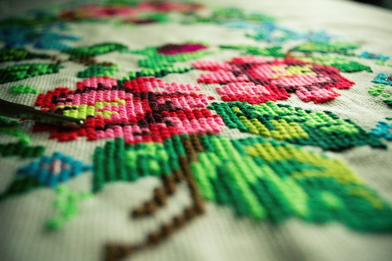how to embroider a blanket