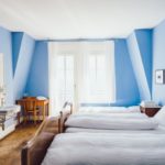 6 Tips What Color Curtains Go With Light Blue Walls?