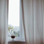 what is the difference between curtains and drapes