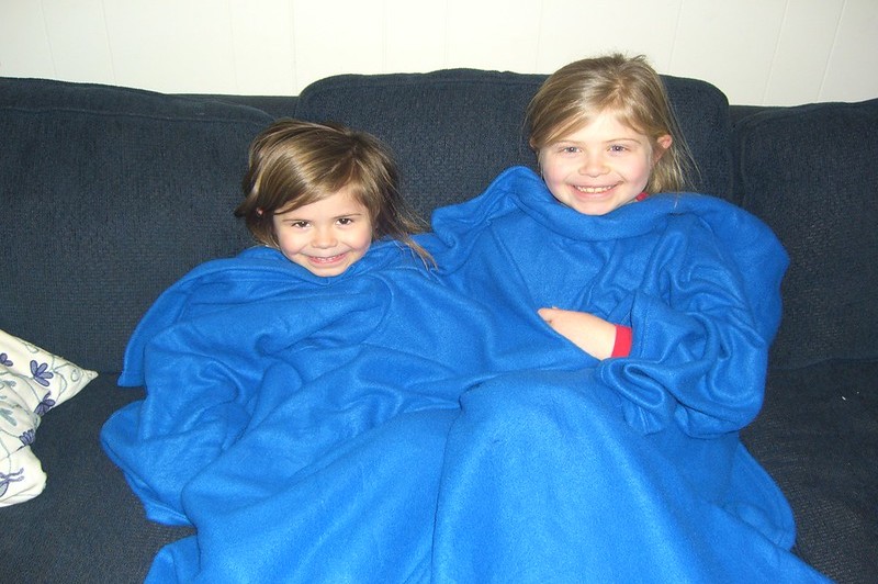 where to buy snuggie blanket